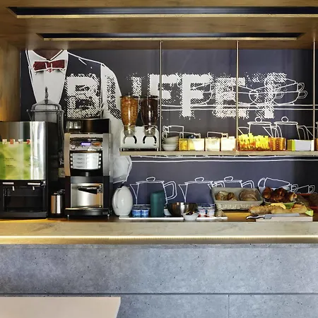 호텔 Ibis Budget Aix En Provence Est Le Canet 메이헤이유