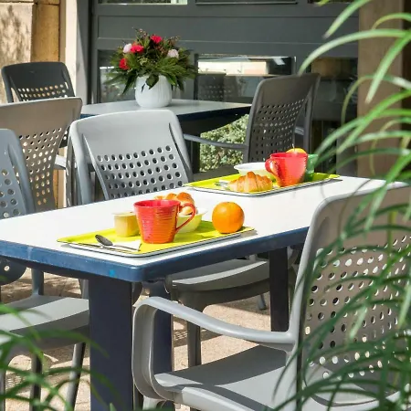 호텔 Ibis Budget Aix En Provence Est Le Canet 메이헤이유